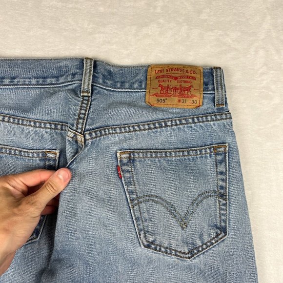 Vtg Y2K Levis 505 Classic Straight Fit Jeans Blue 31x28.5 Denim Stonewashed Mens - Picture 6 of 16